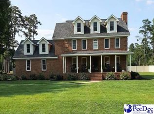 709 Laurel Ln, Dillon, SC 29536