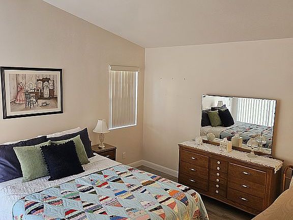 5th image of 682 Llanerch Ln