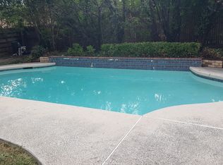 1724 Prince Dr, Benbrook, TX 76126