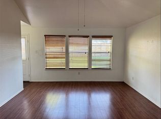 1557 Chivalry Ln, Little Elm, TX 75068
