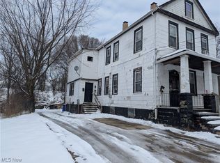 9413 Holton Ave, Cleveland, OH 44104