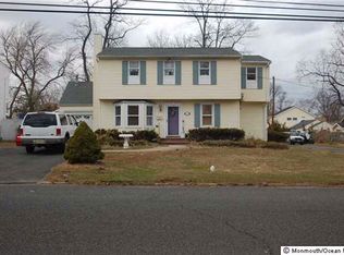 35 Saint Peter Pl, Keyport, NJ 07735