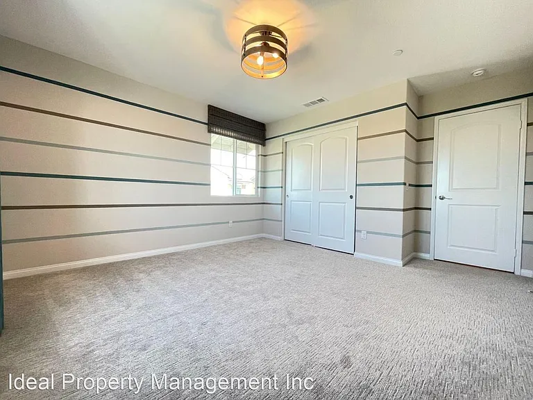 16025 Symphony Ln — Photo 8