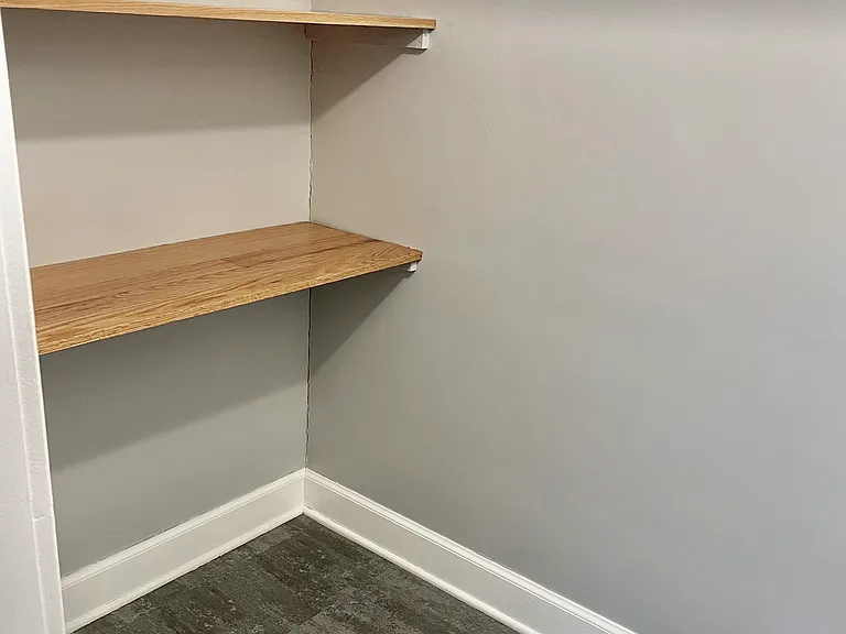 Bed 2 Closet