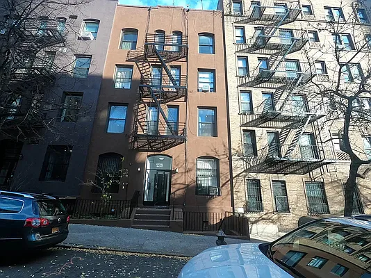 Rented by Dream NYC LLC | media 16