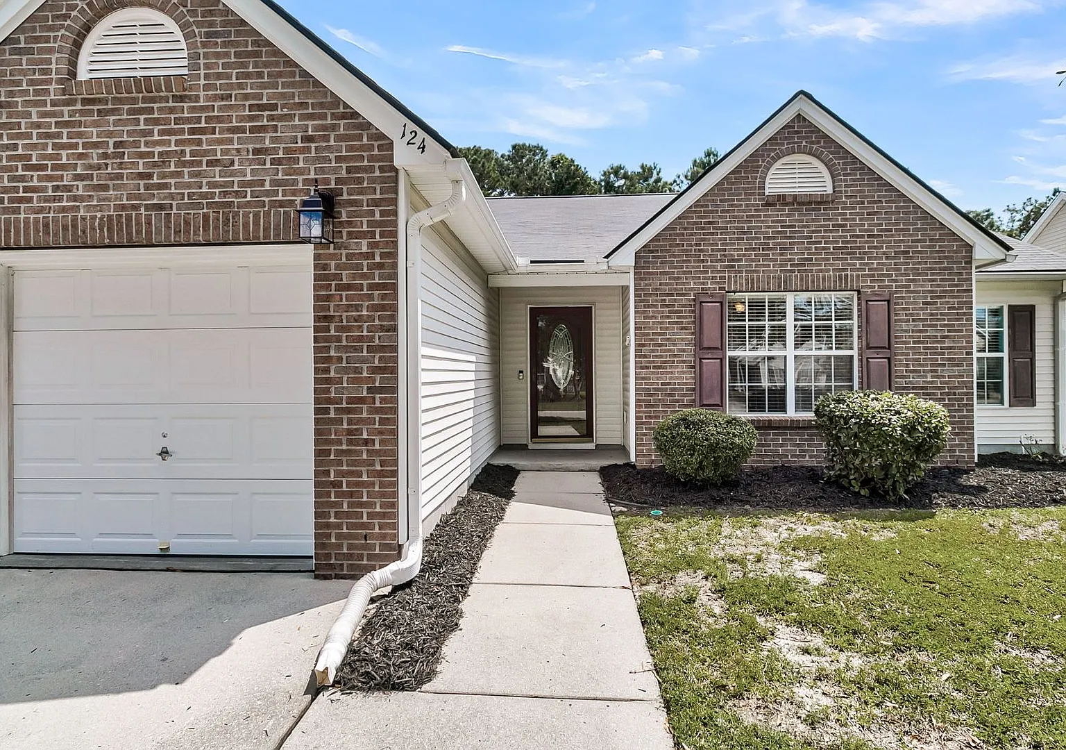 Bright & Inviting 3-Bedroom 2- Bathroom Home in Desirable Weatherstone Community — Photo 2