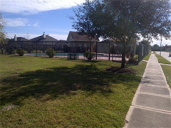 3rd image of 8047 Lani Blue Ln