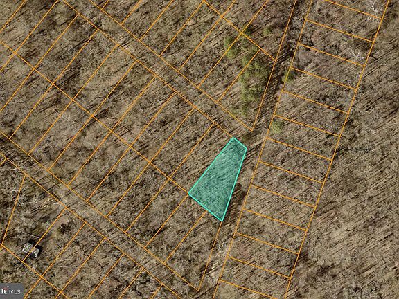 3rd image of Skyview Dr
