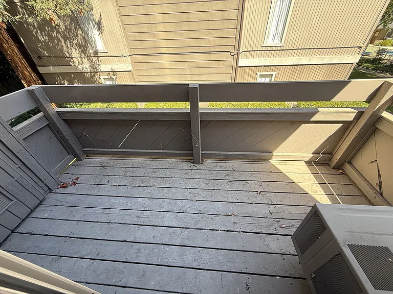 Shasta Terrace — Photo 8