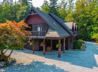 11267 Palmer Rolph St, Maple Ridge, BC V2W1H1