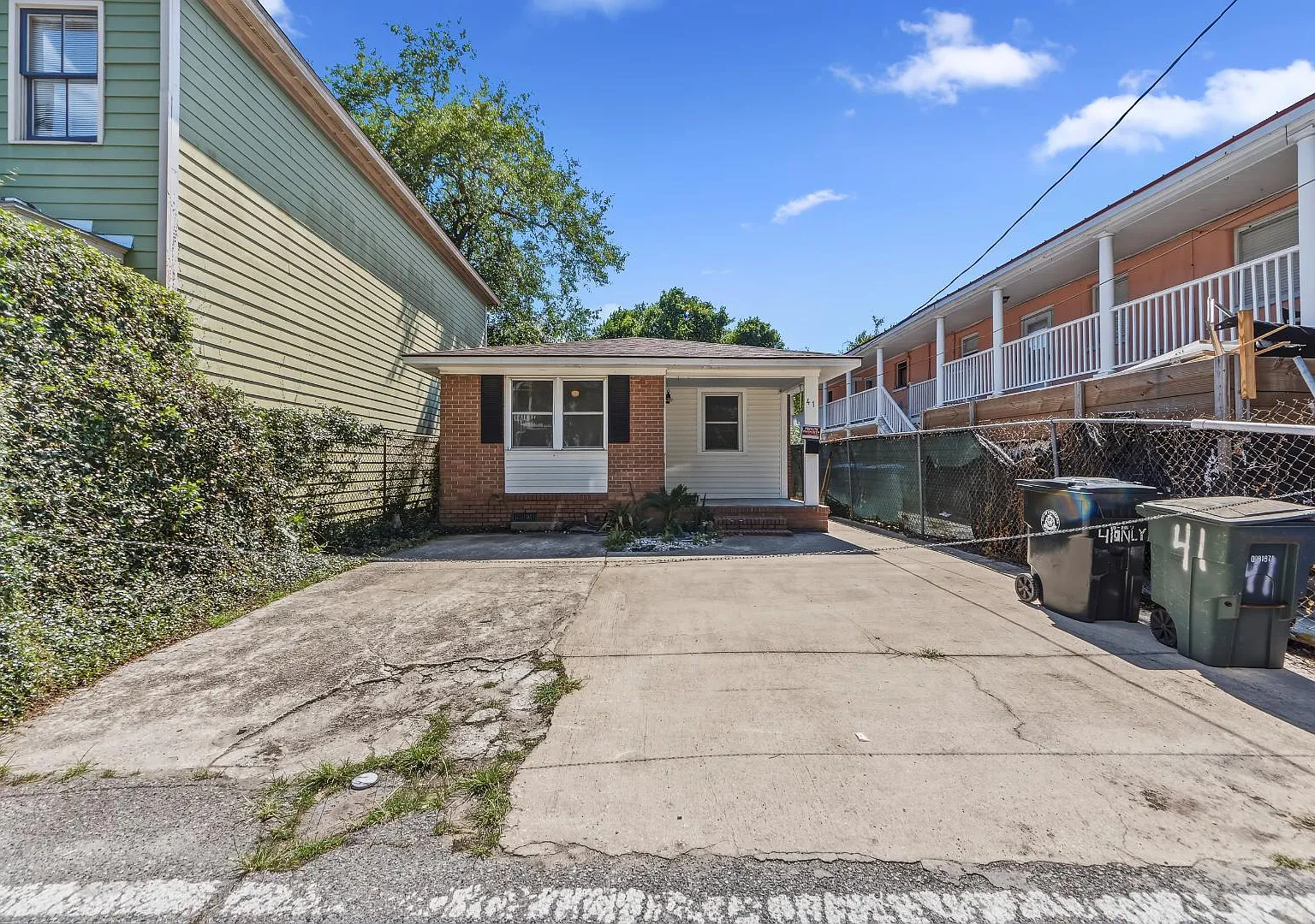 41 Rose Ln — Photo 2