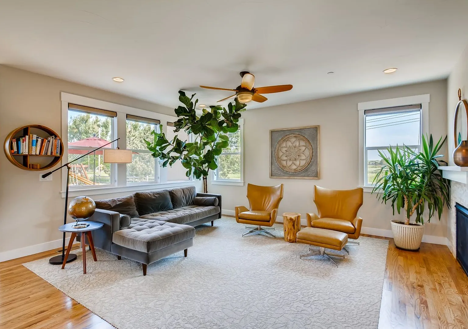 Spacious 5 BDR Family Home in Niwot — Photo 2