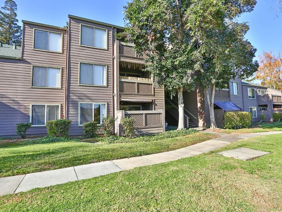 1st image of 708 Teatree Ct