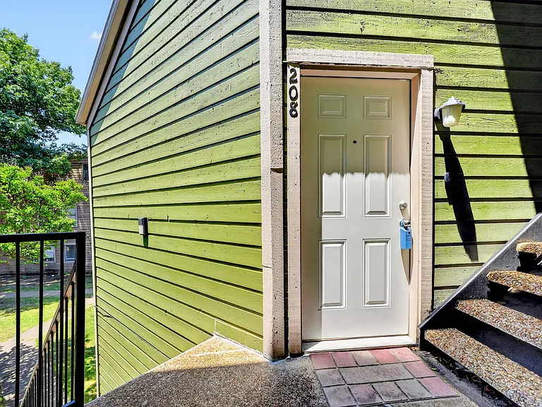 9837 Walnut St #208 — Photo 14