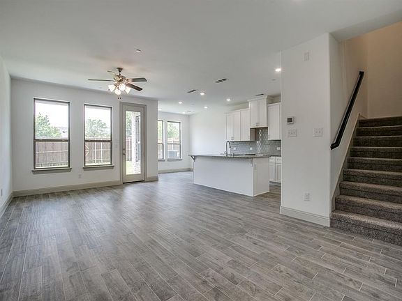 4th image of 644 Hutchinson Ln