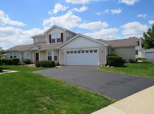 16122 Ontario St, Crest Hill, IL 60403