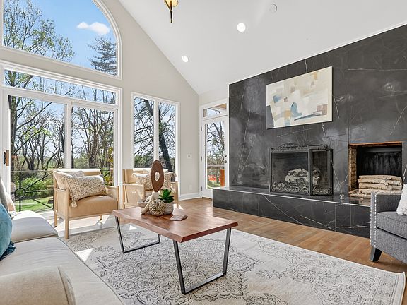 5th image of 2809 Wimbledon Rd