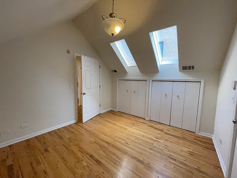 900 N Ashland Ave #4 — Photo 18