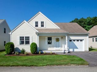 32 Benjaman Dr, Rochester, MA 02770
