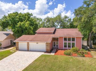 1550 Chateau Wood Dr, Clearwater, FL 33764