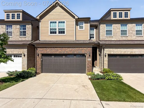 1673 Addison Cir, Commerce Township, MI 48390