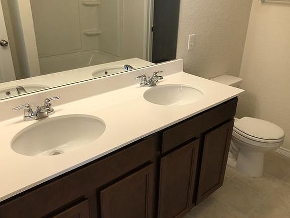 5th image of 239 Zuma Dr