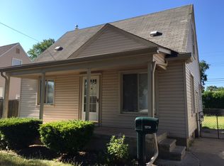 13731 Oakdale St, Southgate, MI 48195