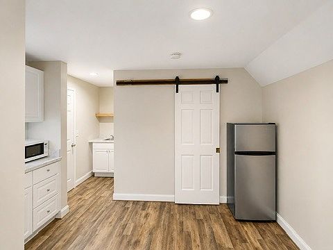 2nd image of 340 Riverside Ave #1