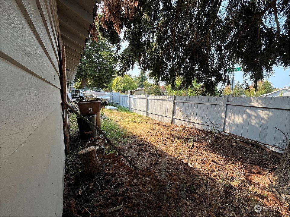 1st image of 4601 S Thompson Avenue