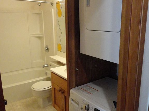 5th image of 8840 Villa La Jolla Dr Unit 207