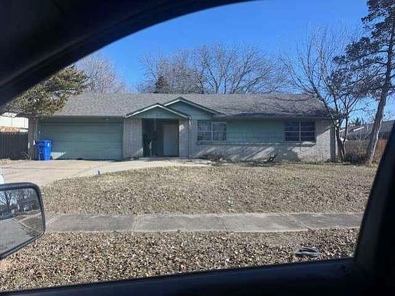 4th image of 905 S 30th St