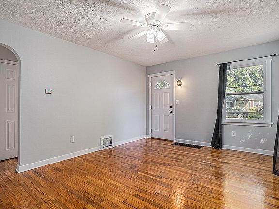 5th image of 42 27th St S