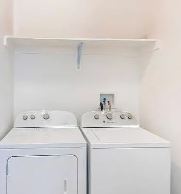 3827 Herbert St #9 — Photo 15