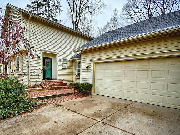 2nd image of 350 Wildwood Dr