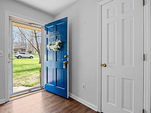 4th image of 2415 Sparwood Dr