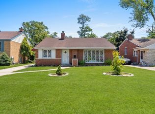 269 Desplaines Ave, Riverside, IL 60546