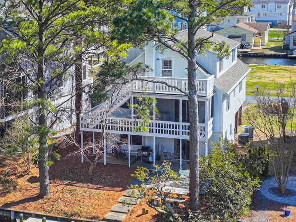 209 W 11th St, Bethany Beach, DE 19930