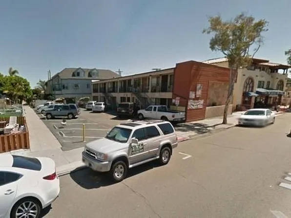 3239 Mission Blvd APT 11, San Diego, CA 92109