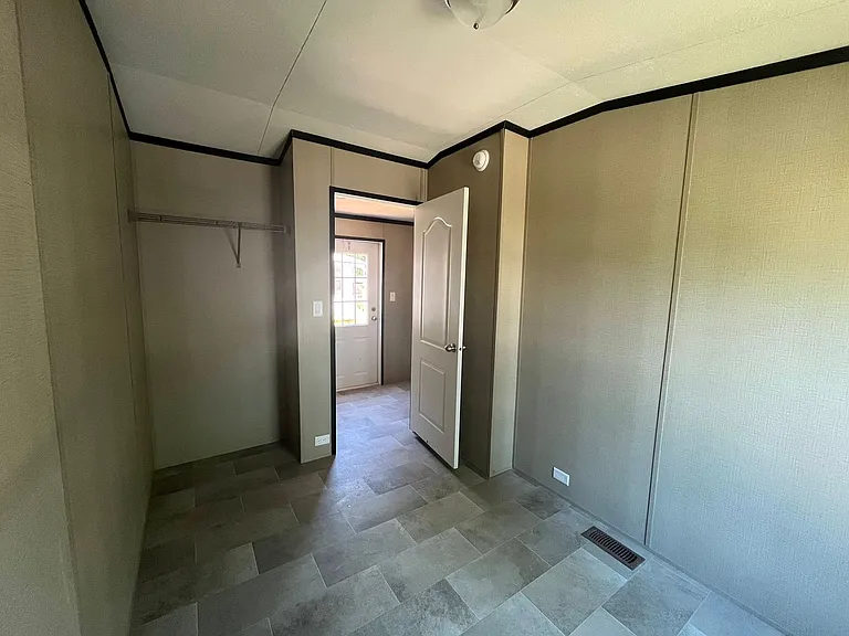 4144 Thomas St — Photo 25
