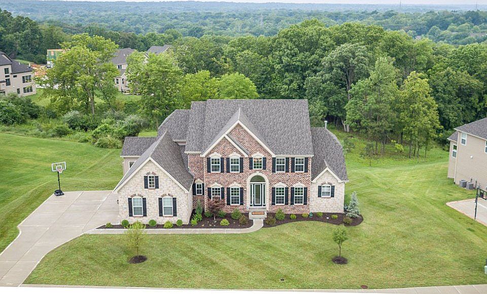 1st image of 179 Belle Maison Ct