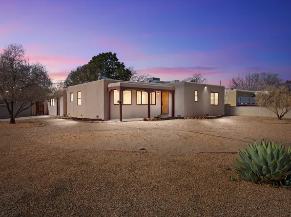 1037 Florida St SE, Albuquerque, NM 87108