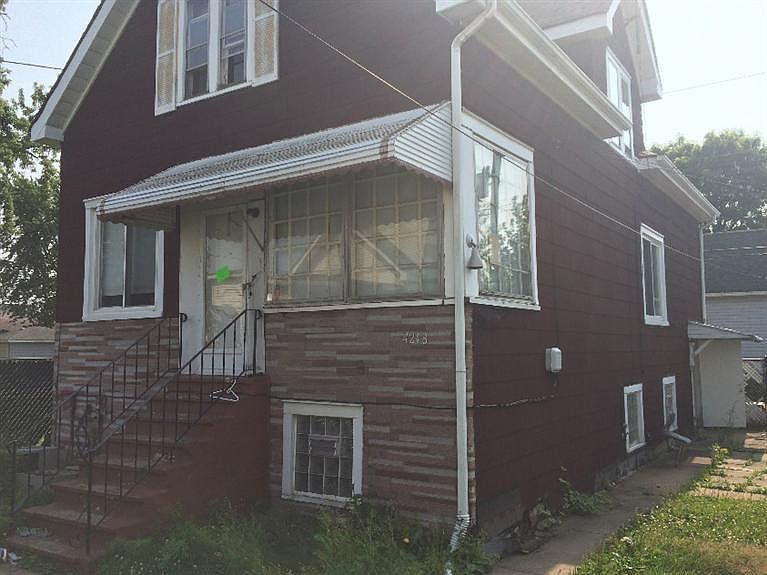 2nd image of 4248 Wabash Ave