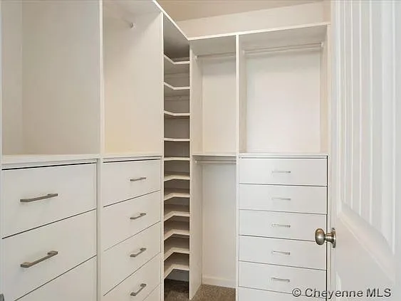 1560 Danny Pl — Photo 12