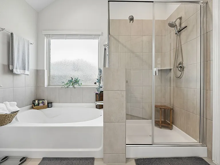 1009 Moss Grove Trl — Photo 29