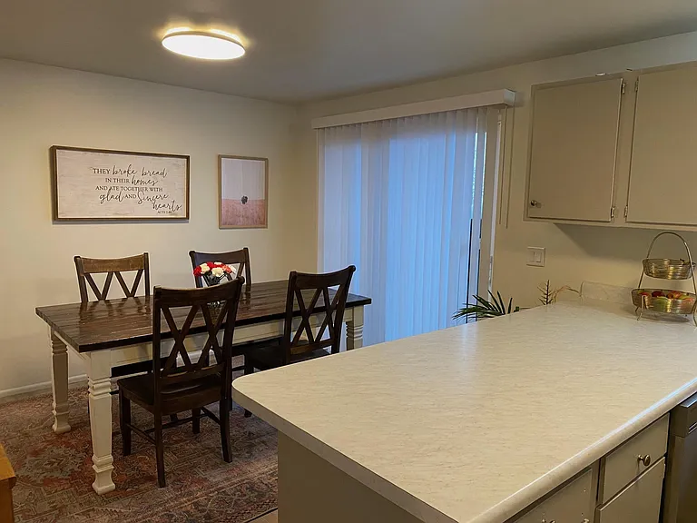 2361 E Phylden Dr #B — Photo 10