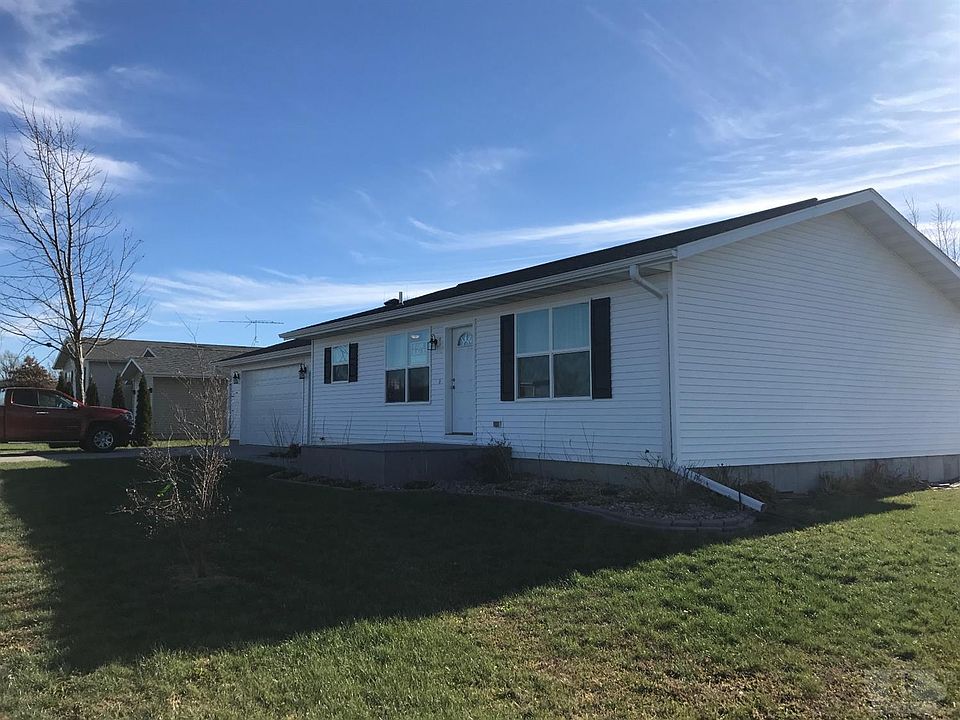 1st image of 107 Hillcrest Dr