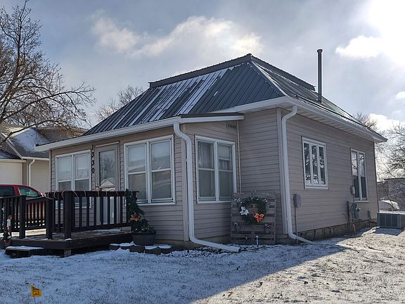 2nd image of 1330 Central Ave