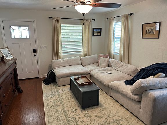3rd image of 226 W Emily St