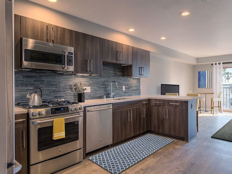 Signature Collection Upgraded Kitchen
