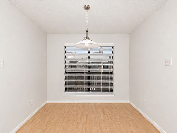 4th image of 2107 Horizon Trl APT 3921